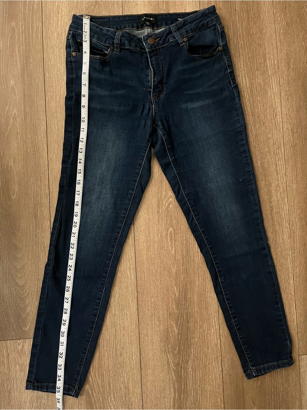 Tahari Dark Blue Skinny Jeans